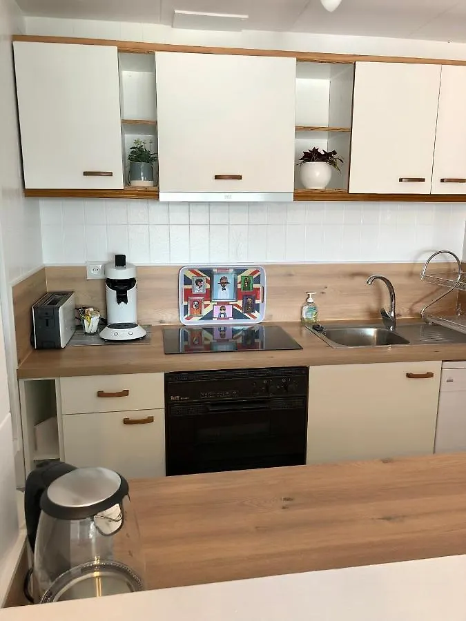 Appartement 80 m2,Port Rhodes D-2 chambres, terrasse panoramique, vue sur le canal principal d’Empuriabrava 0*, Empuriabrava