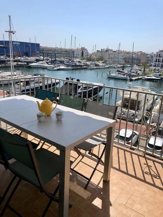 شقة Appartement 80 M2,Port Rhodes D-2 Chambres, Terrasse Panoramique, Vue Sur Le Canal Principal D'إمبوريابرافا